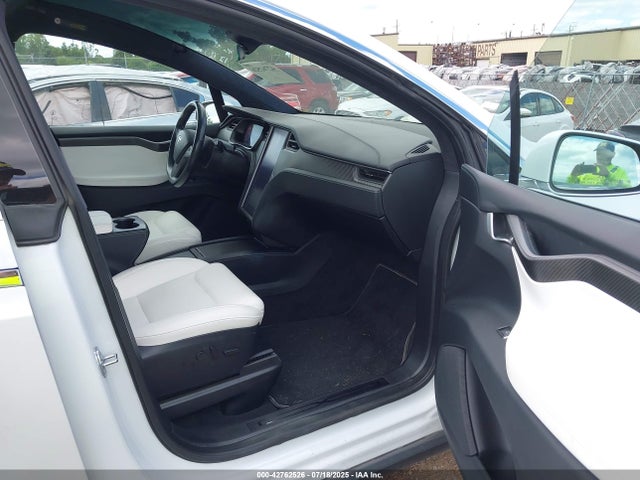 2020 TESLA MODEL X 5YJXCBE40LF240037 Photo 4