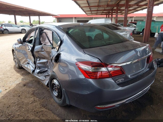 1HGCR2F82HA013030 Honda k24w1