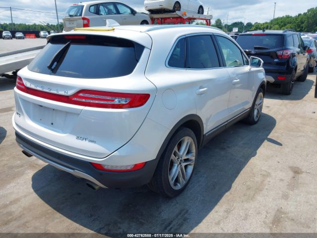 2017 LINCOLN MKC 5LMCJ3D92HUL31289 Photo 3