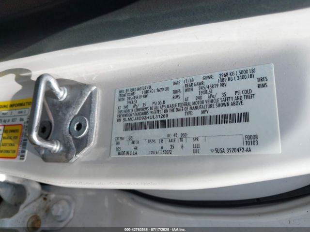2017 LINCOLN MKC 5LMCJ3D92HUL31289 Photo 8
