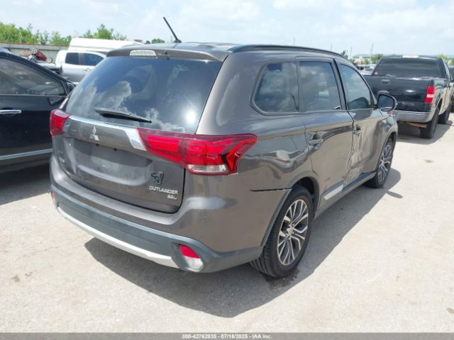 2016 MITSUBISHI OUTLANDER JA4AD3A35GZ038973 Photo 3