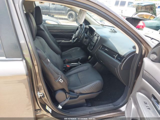 2016 MITSUBISHI OUTLANDER JA4AD3A35GZ038973 Photo 4