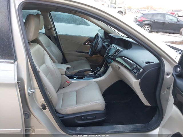 1HGCR2F85GA007155 Honda k24w1