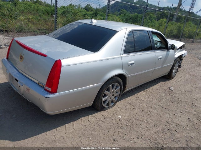 2009 CADILLAC DTS 1G6KD57YX9U124842 Photo 3
