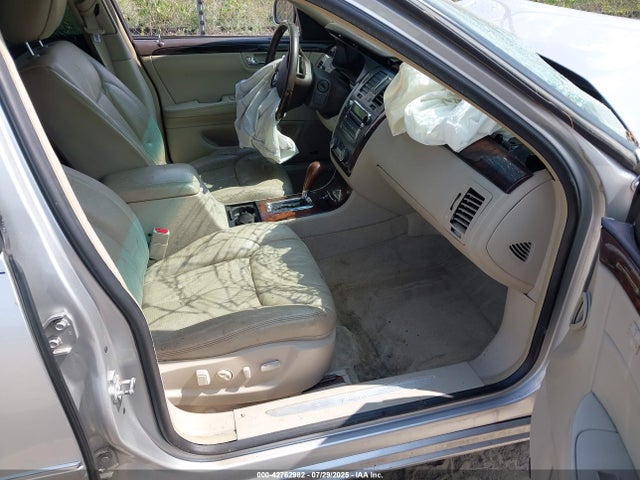2009 CADILLAC DTS 1G6KD57YX9U124842 Photo 4