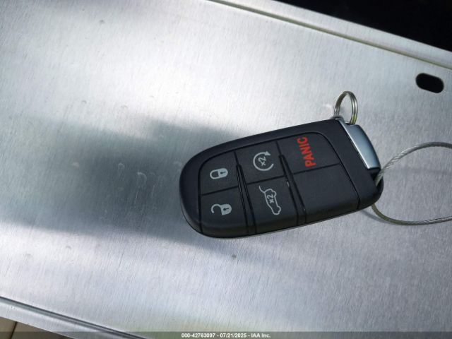 2017 JEEP GRAND CHEROKEE 1C4RJFDJ0HC949701 Photo 10