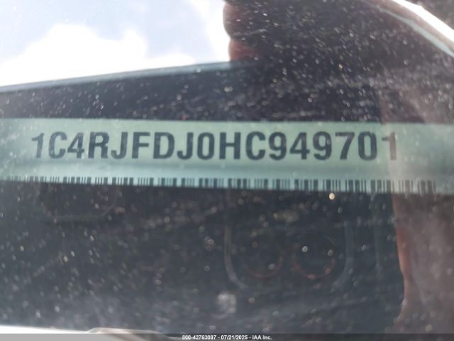 2017 JEEP GRAND CHEROKEE 1C4RJFDJ0HC949701 Photo 8