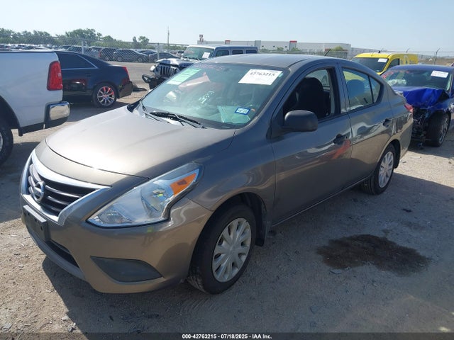 3N1CN7AP6FL832153 Nissan 2015