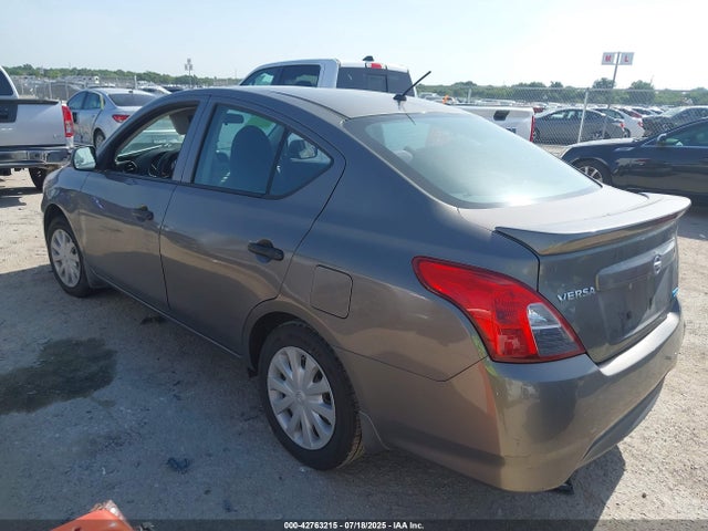 3N1CN7AP6FL832153 Nissan 2015