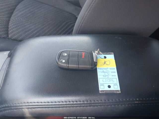 Dodge 2018 2018 3C4PDCAB1JT529370 Image 11