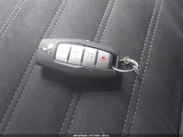 2022 MITSUBISHI OUTLANDER JA4J4UA80NZ015700 Photo 10