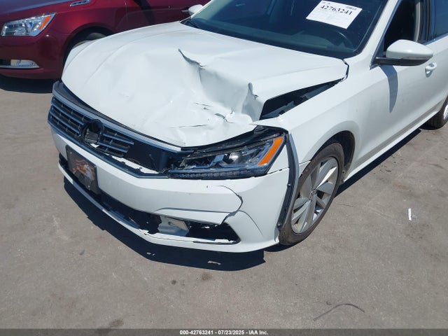Aukcja sprzedaży 2018 Volkswagen Passat 2.0t Se, vin: 1VWBA7A34JC011846, numer aukcji: 42763241