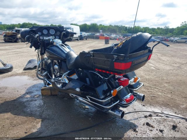 2012 HARLEY-DAVIDSON FLHTCU 1HD1FCM11CB631094 Photo 2
