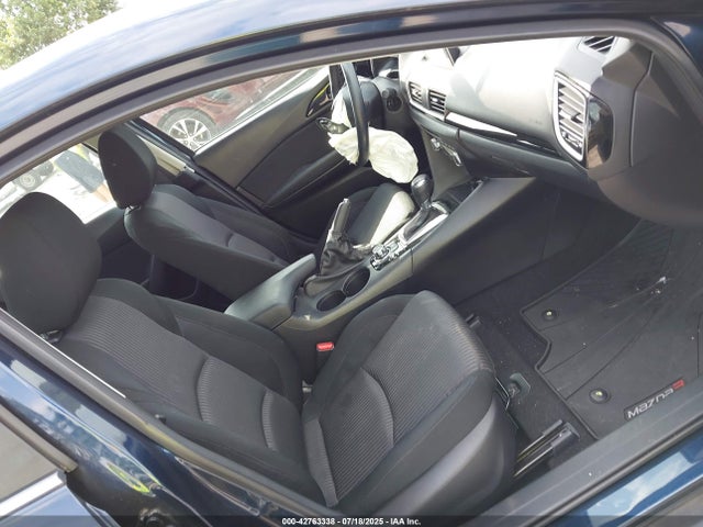3MZBM1V74FM232550 Mazda pe