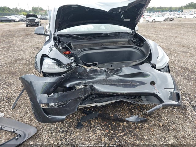 Tesla 2024 2024 7SAYGDEE1RA225634 Image 12