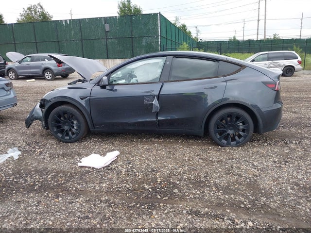 Tesla 2024 2024 7SAYGDEE1RA225634 Image 14