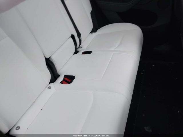 2024 TESLA MODEL Y 7SAYGDEE1RA225634 Photo 7