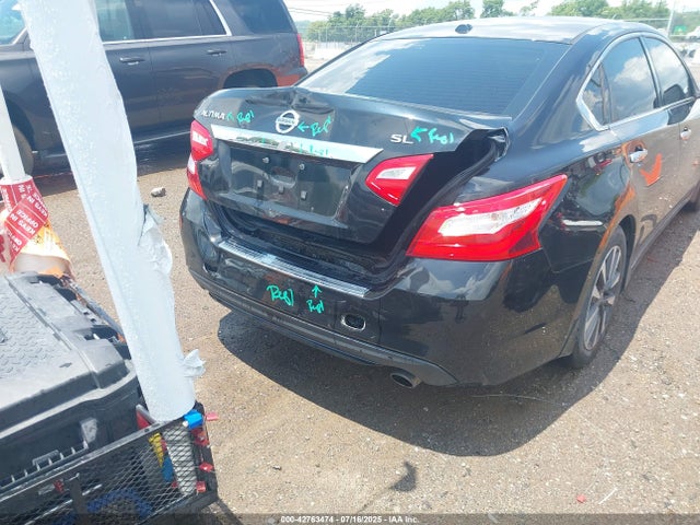 1N4AL3AP9GC225864 Nissan 2016