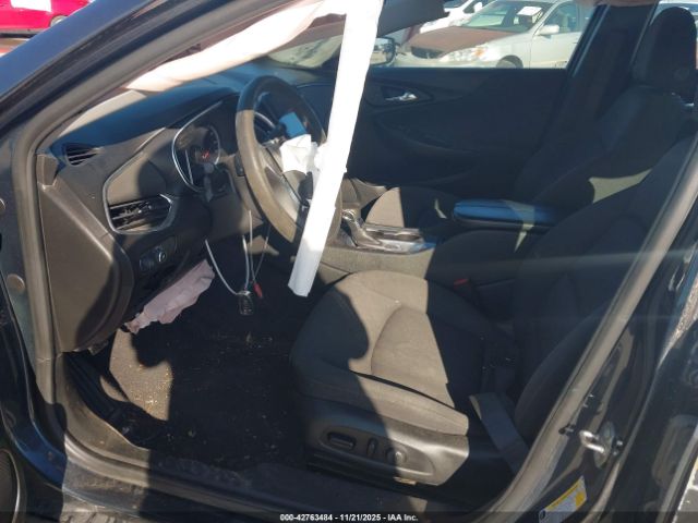 2021 CHEVROLET MALIBU 1G1ZD5ST5MF023057 Photo 4