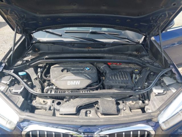 2017 BMW X1 WBXHT3C32H5F72371 Photo 9