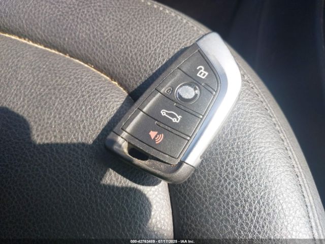 2017 BMW X1 WBXHT3C32H5F72371 Photo 10