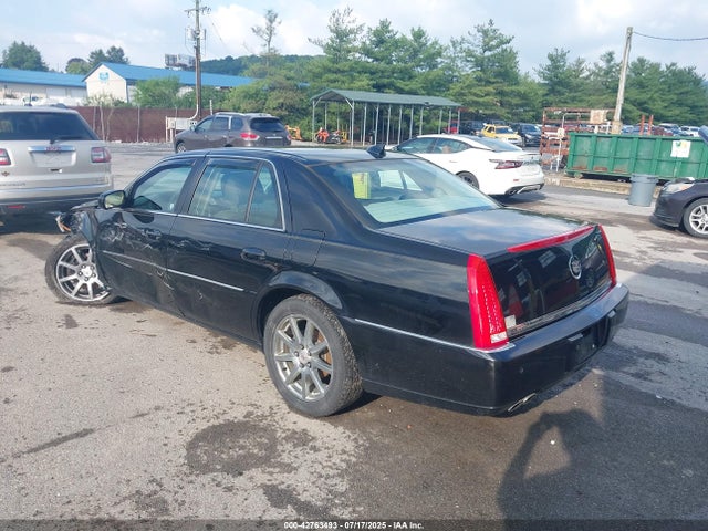 2009 CADILLAC DTS 1G6KD57949U147798 Photo 2