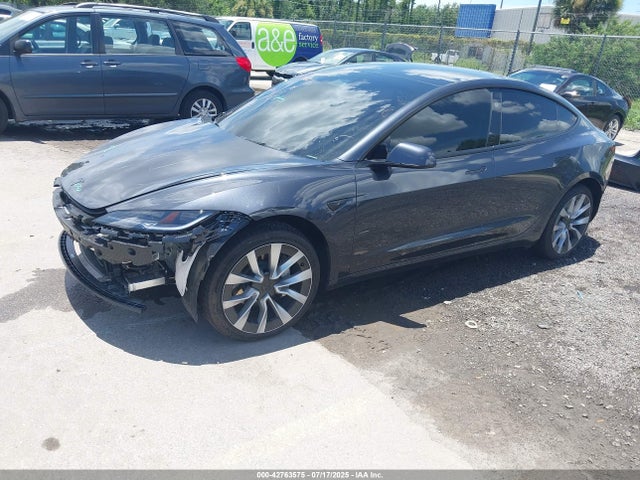2025 TESLA MODEL 3 5YJ3E1EA0SF924173 Photo 1