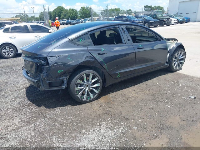 2025 TESLA MODEL 3 5YJ3E1EA0SF924173 Photo 3