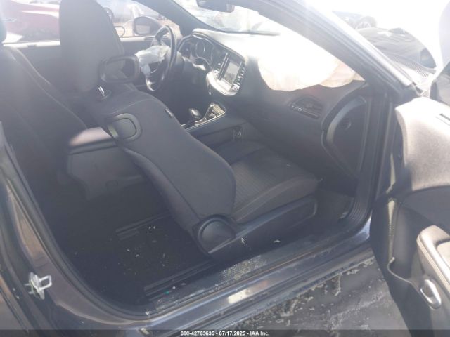 2019 DODGE CHALLENGER 2C3CDZAG8KH752288 Photo 4