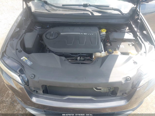 1C4PJMDXXKD120944 Jeep 2019
