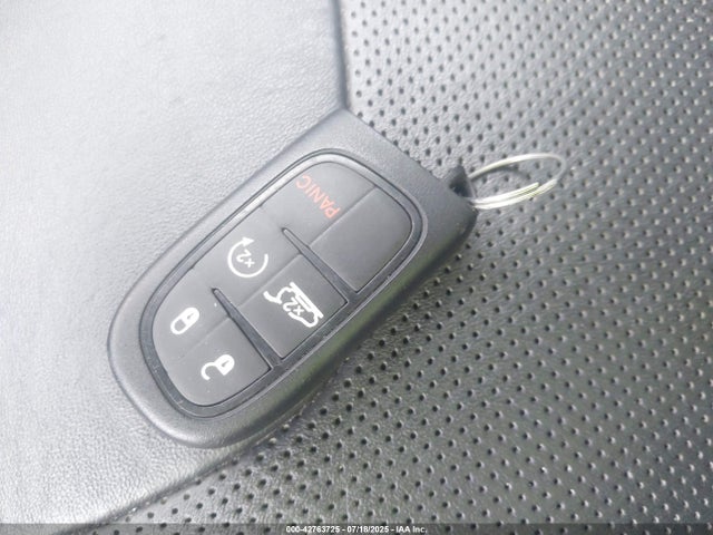1C4PJMDXXKD120944 Jeep 2019
