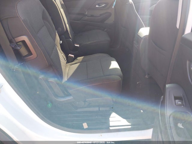 1GNERGKW1MJ186757 Chevrolet lfy