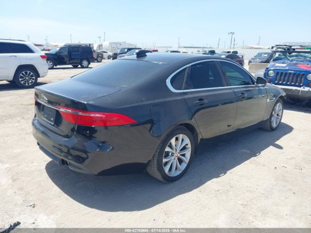2018 JAGUAR XF SAJBD4FX1JCY56501 Photo 3