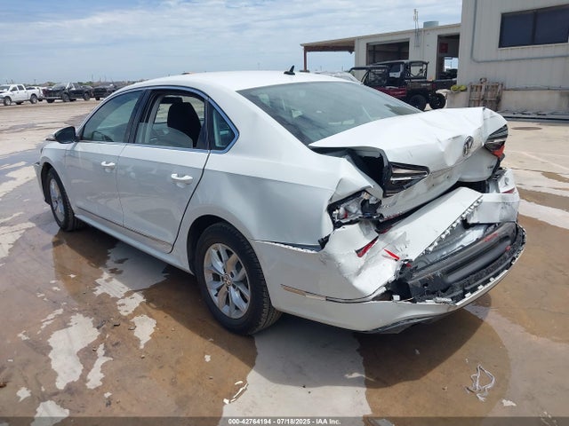 1VWAT7A37HC052665 Volkswagen 1.8 tsi