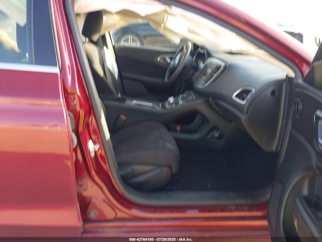 Chrysler 2015 2015 1C3CCCFB5FN698832 Image 5