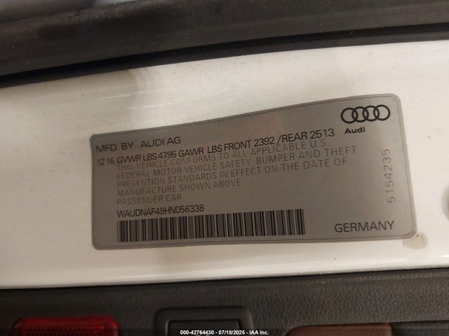2017 AUDI A4 WAUDNAF49HN056338 Photo 8