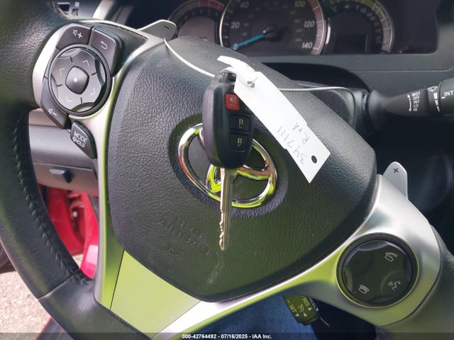 42764492 :رقم المزاد ، 4T1BF1FK8EU856101 vin ، 2014 Toyota Camry Se Sport مزاد بيع