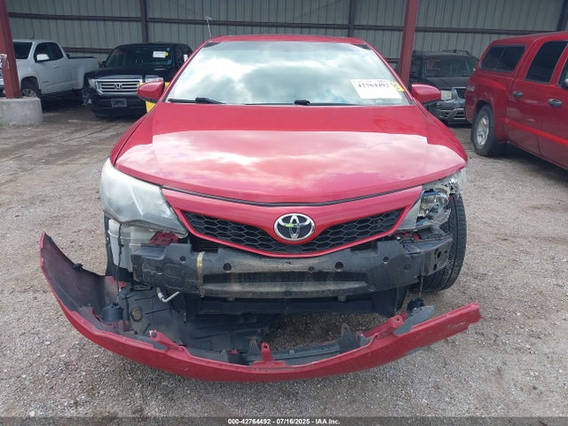 42764492 :رقم المزاد ، 4T1BF1FK8EU856101 vin ، 2014 Toyota Camry Se Sport مزاد بيع