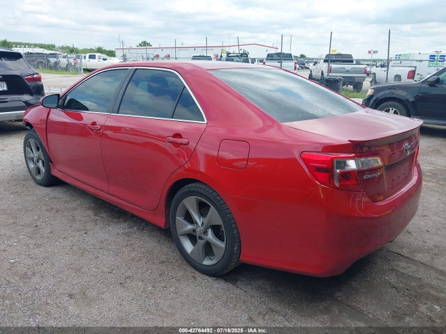42764492 :رقم المزاد ، 4T1BF1FK8EU856101 vin ، 2014 Toyota Camry Se Sport مزاد بيع