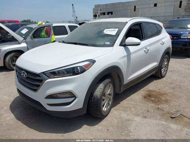 Hyundai Tucson 2016 KM8J33A45GU110975 Image 2