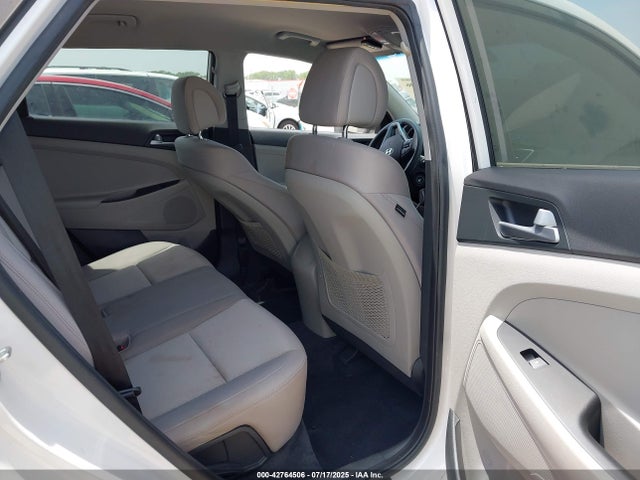 Hyundai Tucson 2016 KM8J33A45GU110975 Image 8