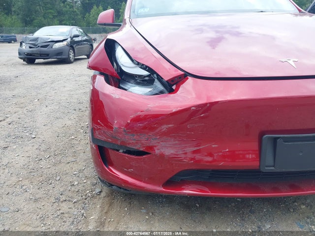 2025 TESLA MODEL Y 7SAYGDEE2SF295099 Photo 5