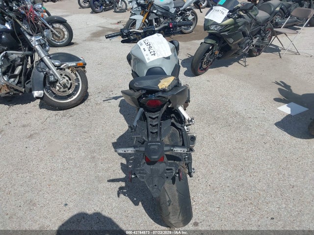 MLHRH1651R5001227 Honda Rh15e-6000001