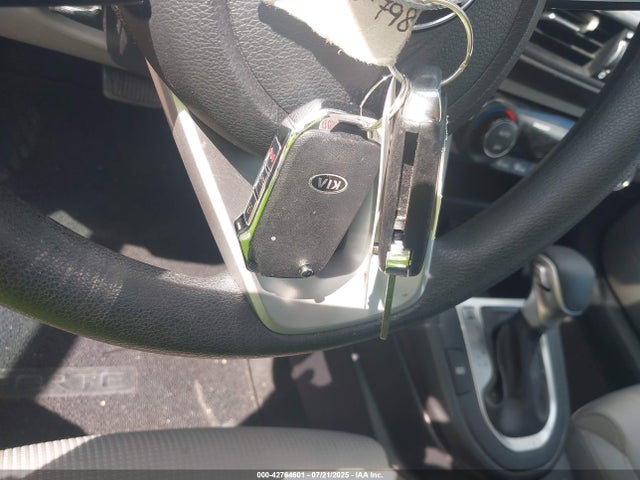3KPF24AD7KE112821 KIA mpi nu