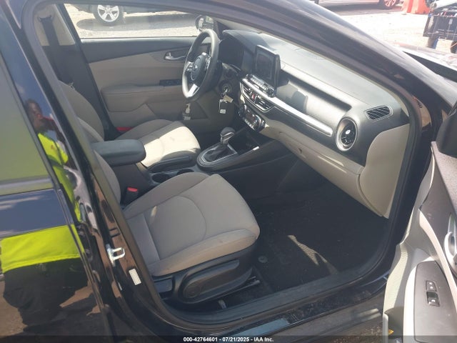 3KPF24AD7KE112821 KIA mpi nu