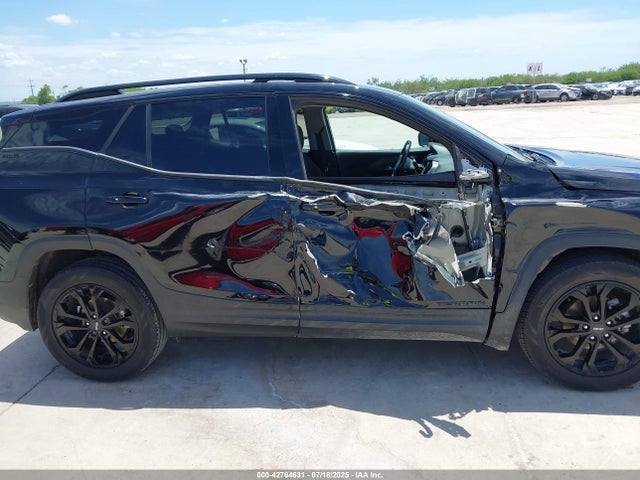 3GKALMEVXLL246864 GMC lyx