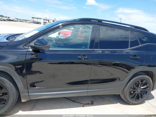 3GKALMEVXLL246864 GMC lyx