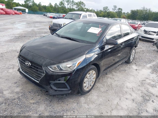 Hyundai Accent 2018 3KPC24A38JE020125 Image 2