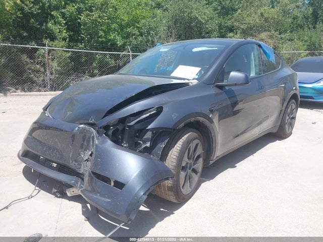 2025 TESLA MODEL Y 7SAYGDEE0SA357340 Photo 1