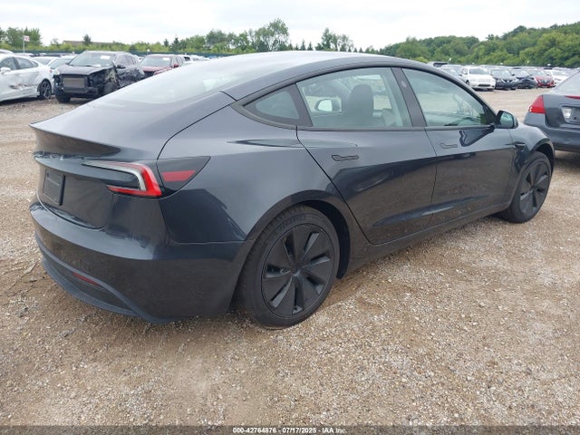 2024 TESLA MODEL 3 5YJ3E1EA3RF752201 Photo 3